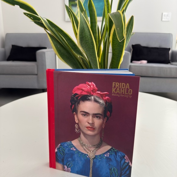 NWOT Frida Kahlo Hardcover Coffee Table Book - Picture 2 of 7